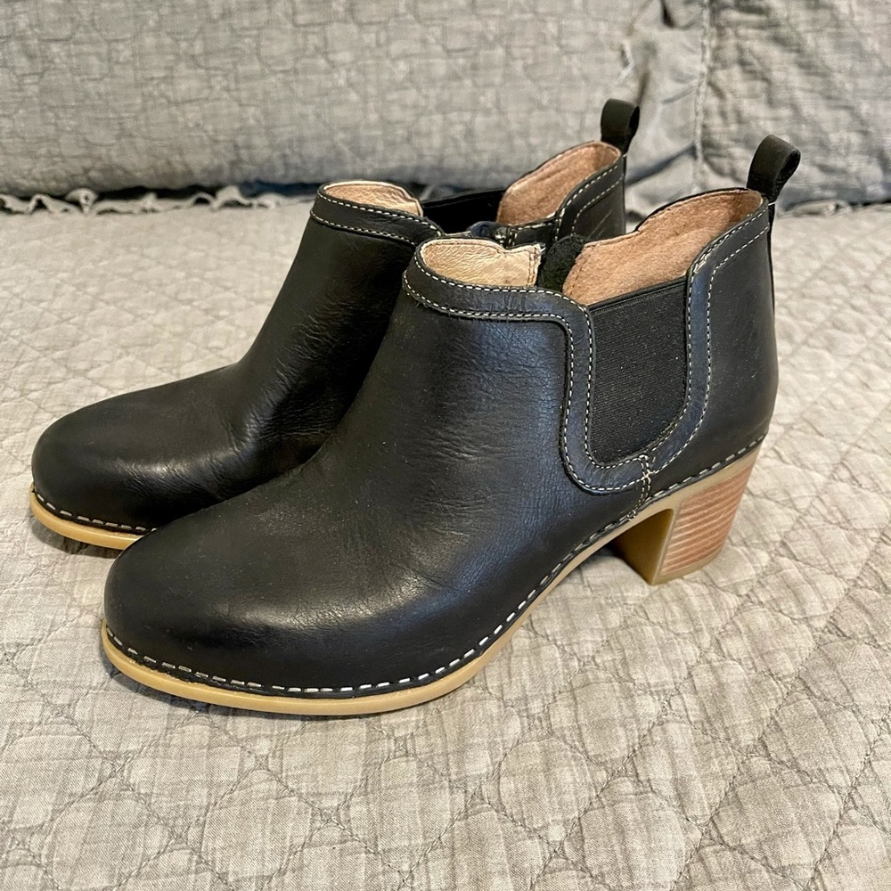 Dansko heeled clogs